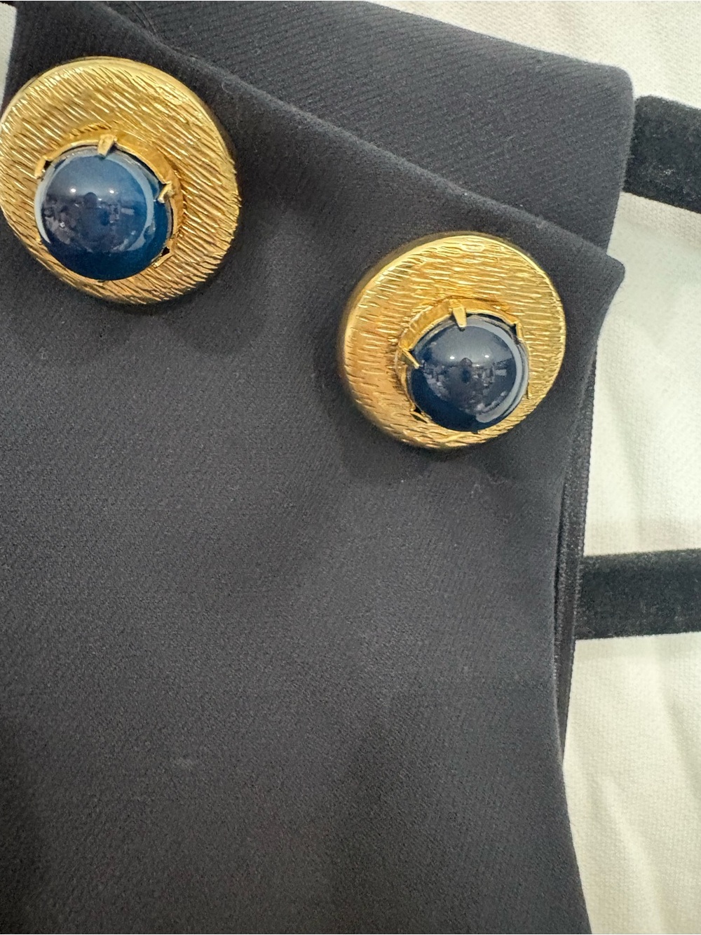 $2,190 NWT Dolce Gabbana Jewel Buttons Chris- Cross  Back Sz 42 - Picture 8 of 11
